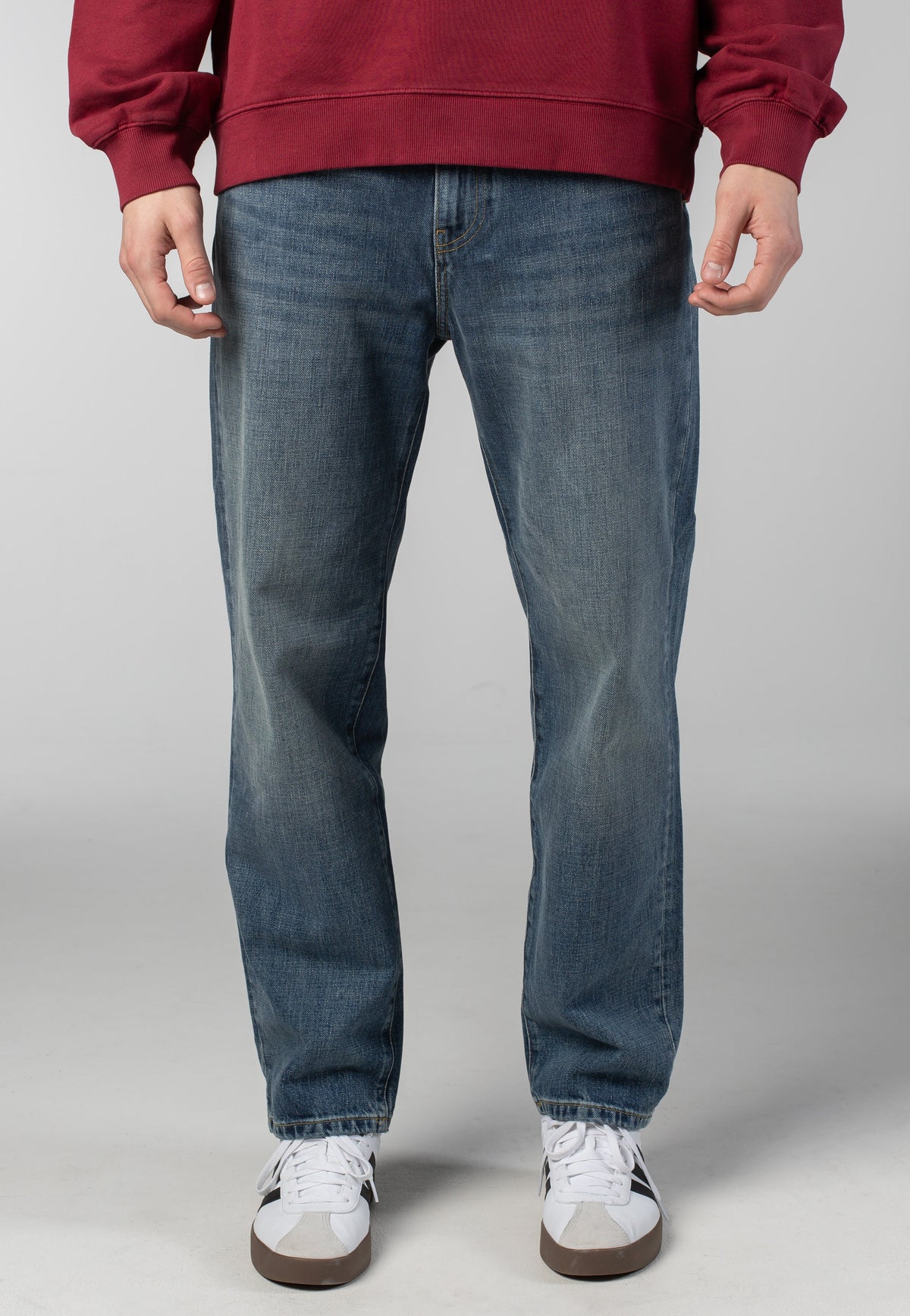 Aaron Dark Used Wash Blue - Jeans