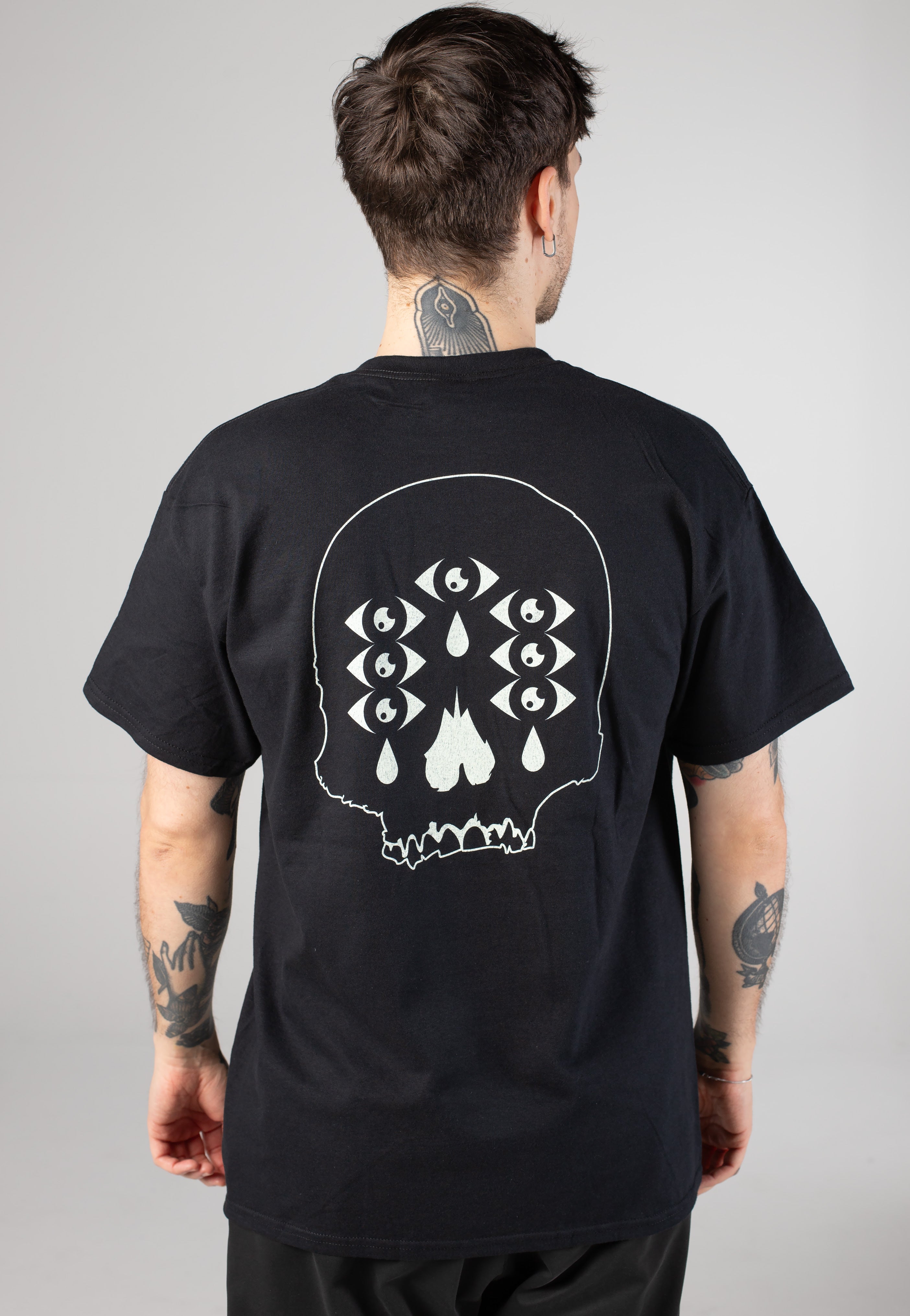7 Eyes Cover - T-Shirt