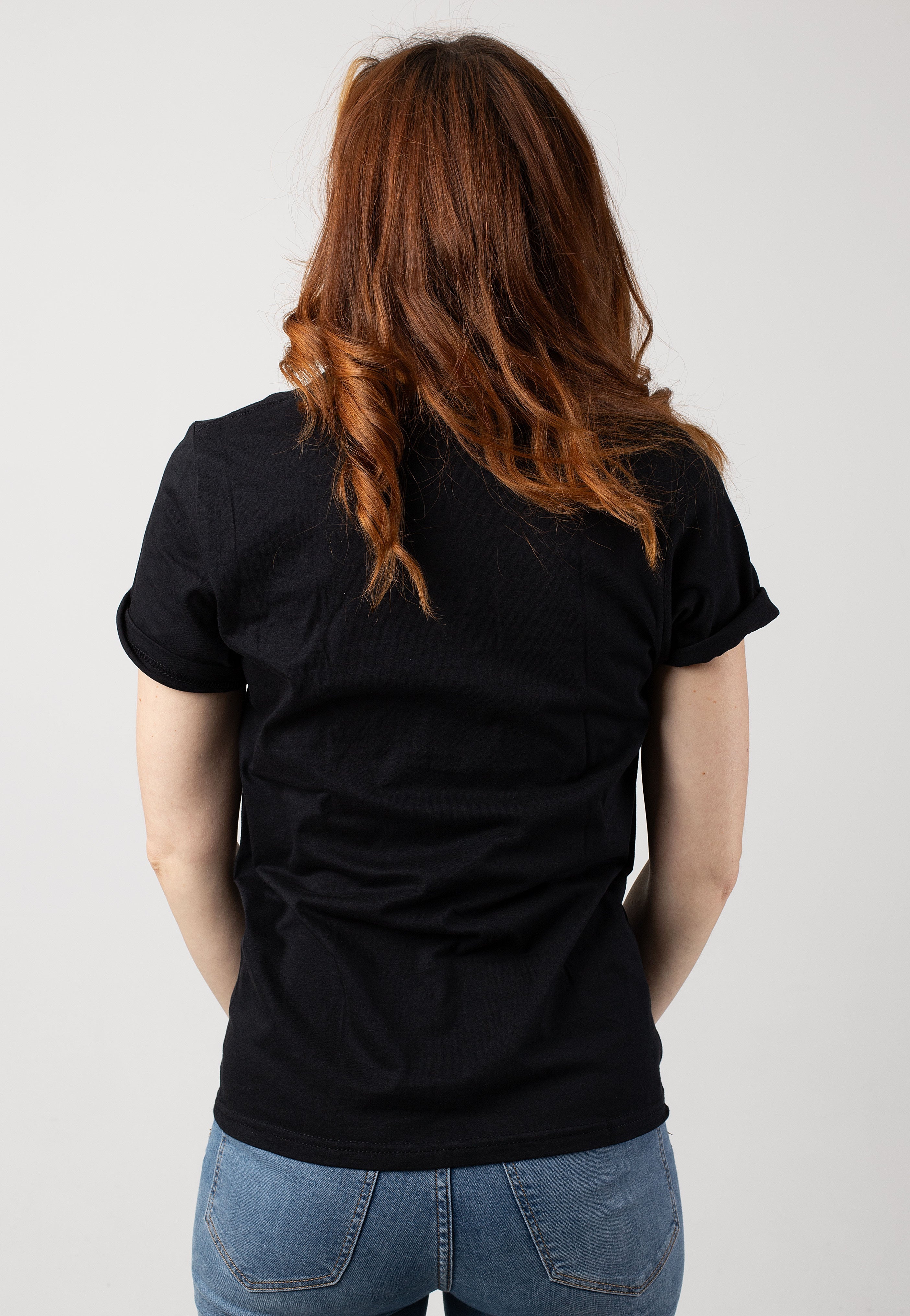 6 - T-Shirt