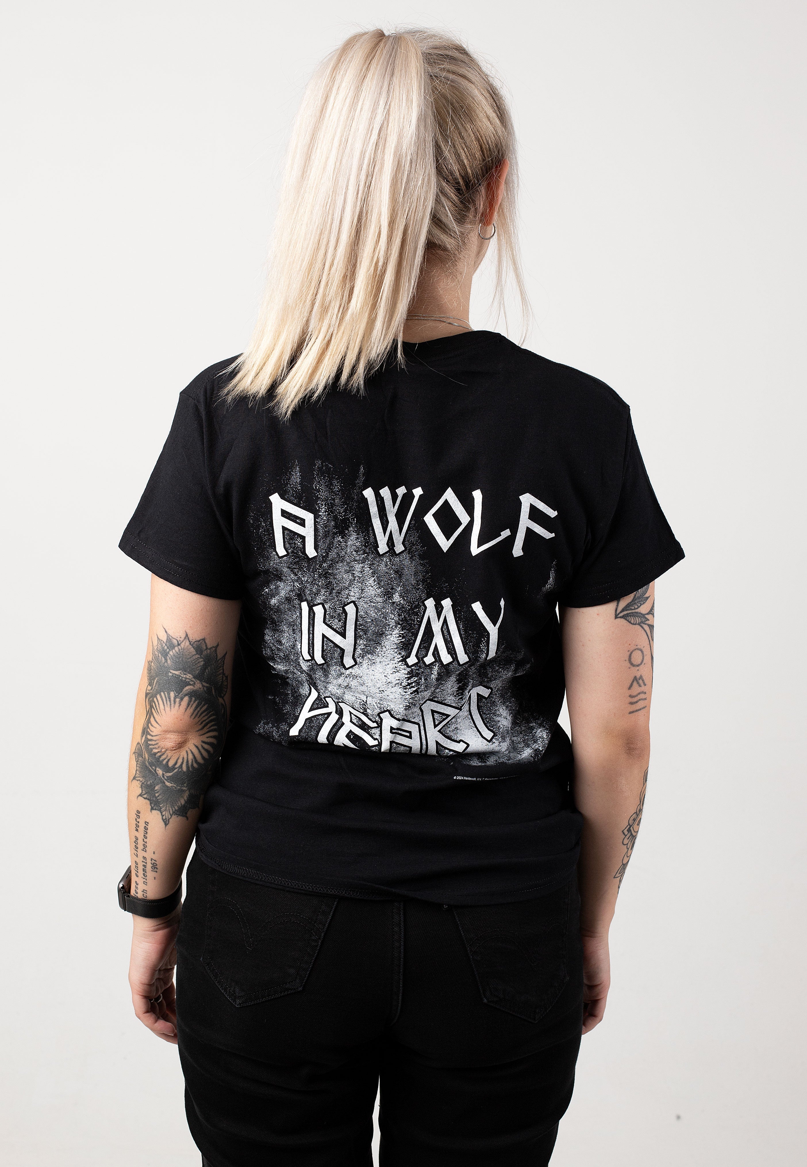 A Wolf In My Heart - T-Shirt