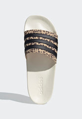 Adilette Shower Owhite/Cblack/Magbei - Girl Slides