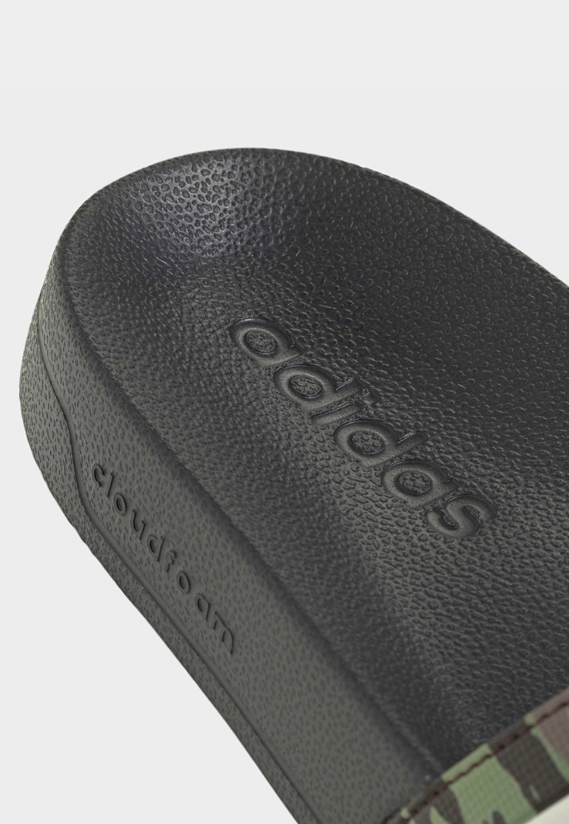 Adilette Shower Cblack/Alumin/Tengrn - Slides