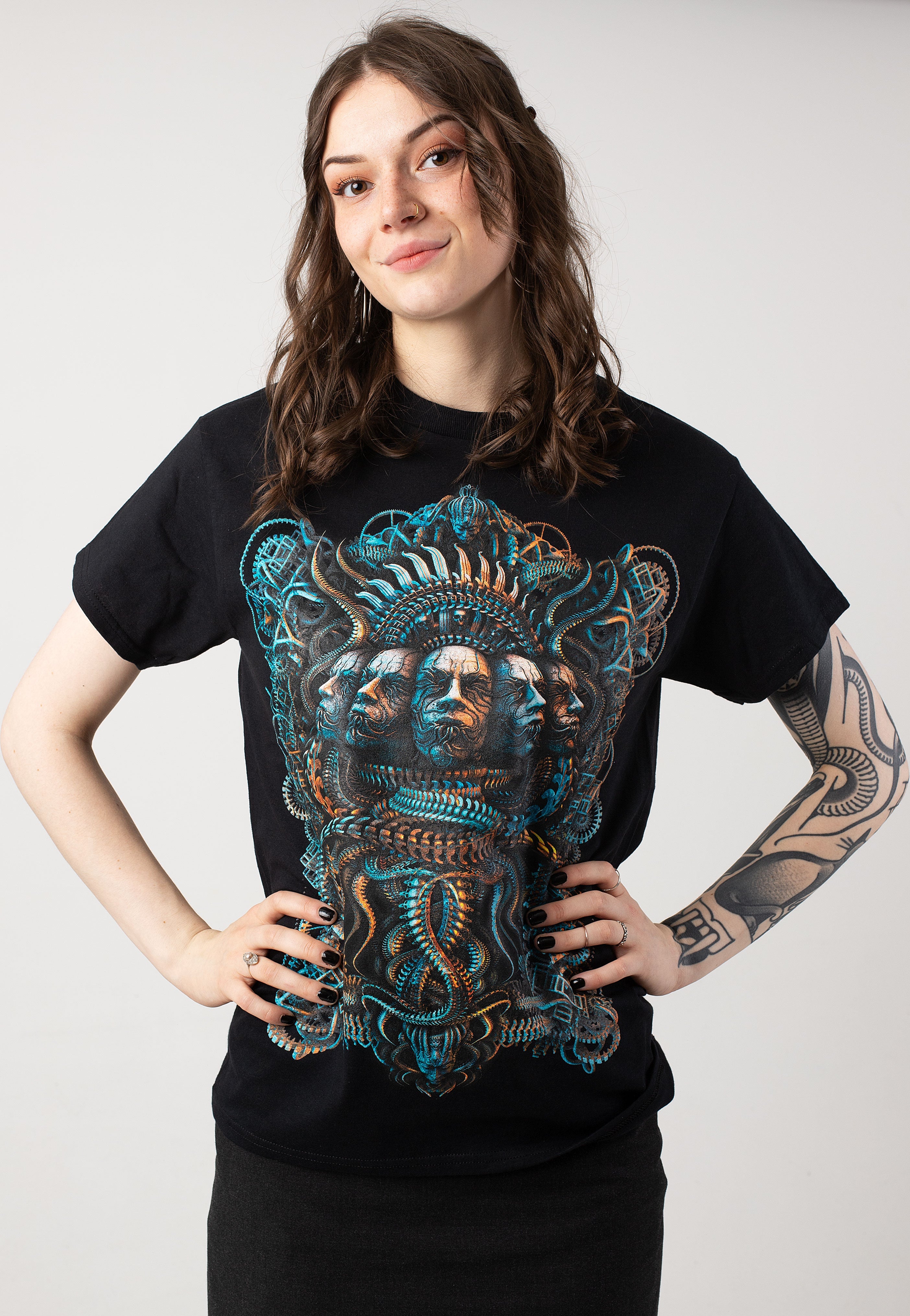5 Faces - T-Shirt