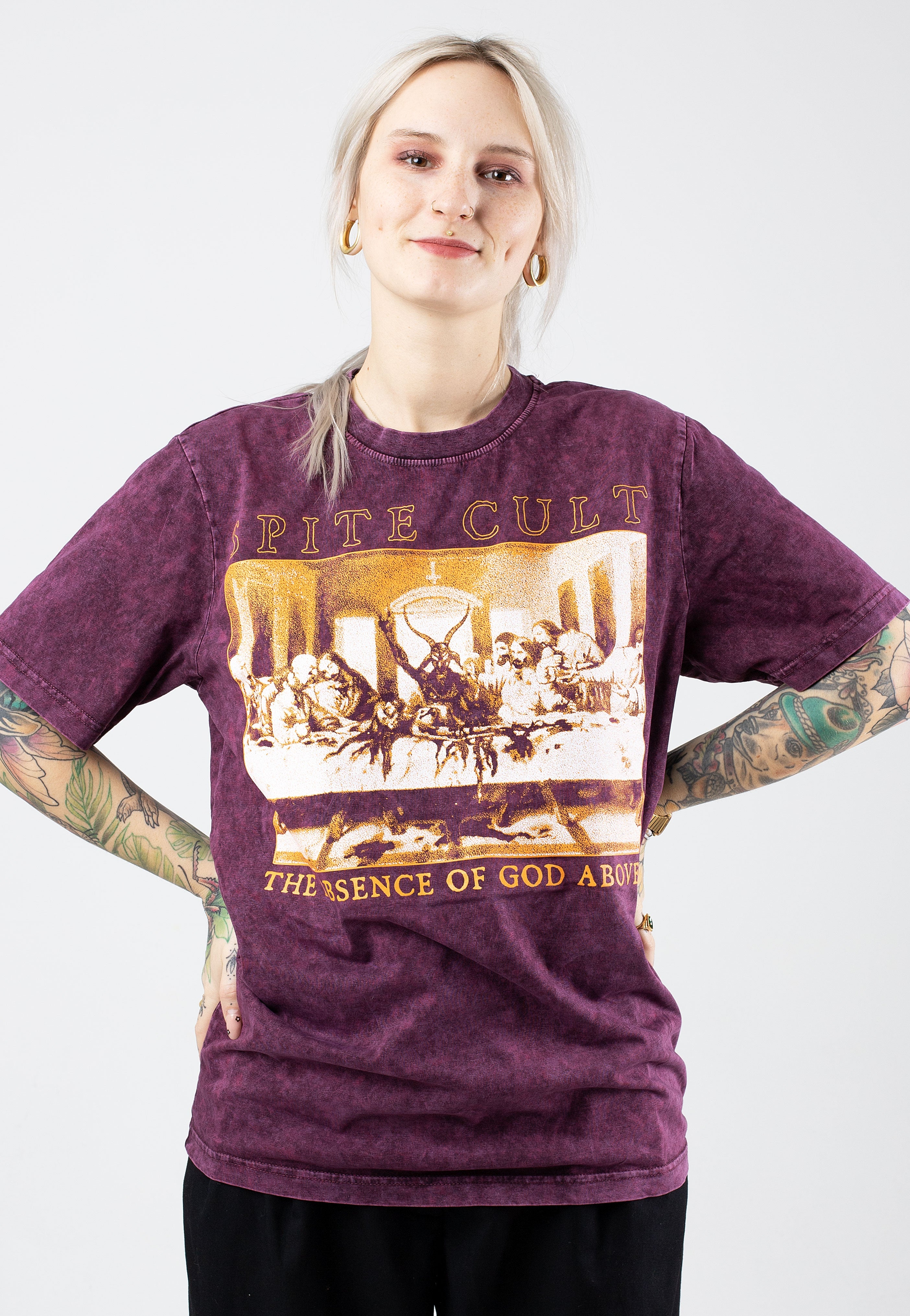 Absence Of God Berry Black Acid Washed - T-Shirt