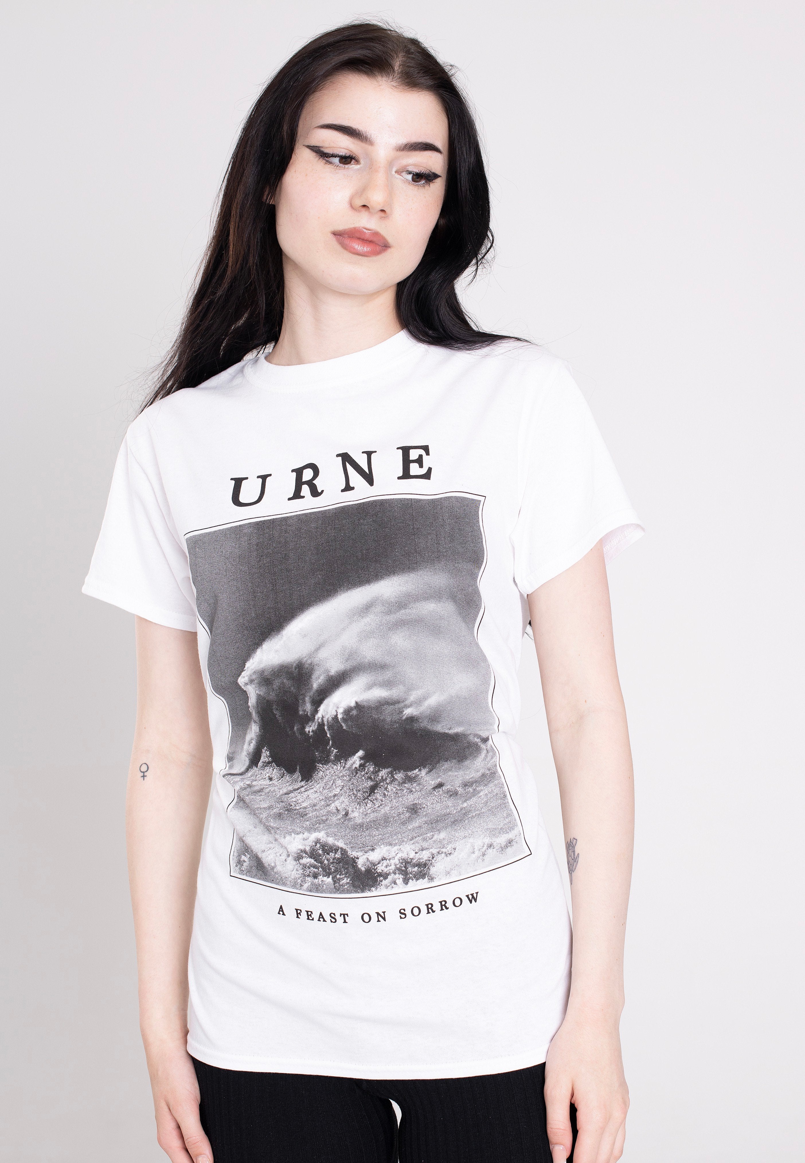 A Feast On Sorrow White - T-Shirt